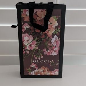 Limited Edition Gucci Floral Shopping Bag 11.5x6.5x2.5 inches